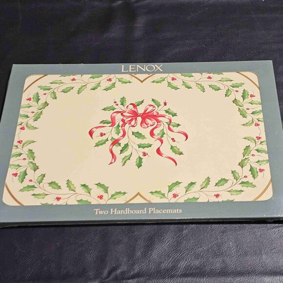NEW 2 Lenox Christmas Floral Ribbon Holiday Hardboard Placemats‎ 16x12 NOS - Picture 1 of 3